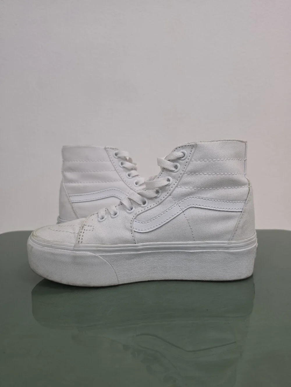 Vans Sk8-Hi Tapered Stackform Shoe in White Women's Size 7